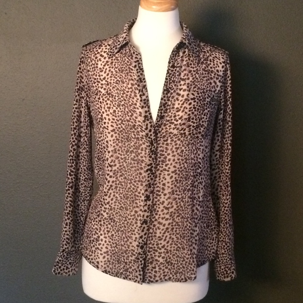 Guess Women's S Leopard Print Long Sleeve Top
